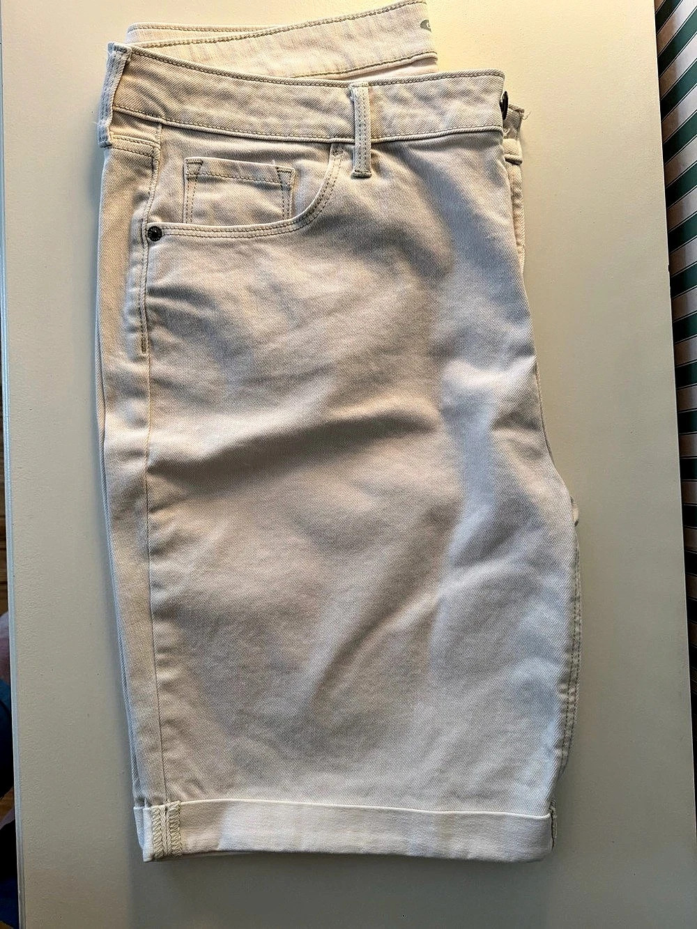 Old Navy Bermuda Shorts Cotton Tan Size 14